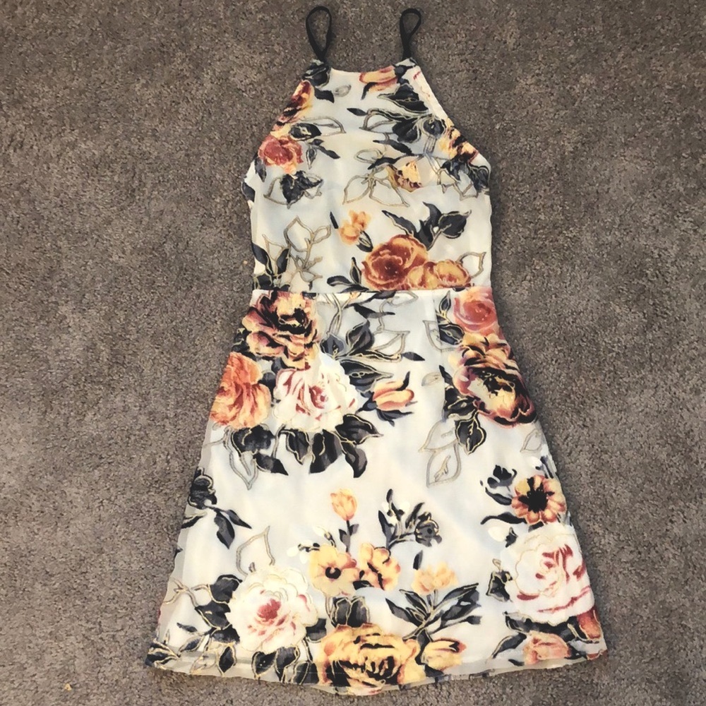 Backless dress for summer